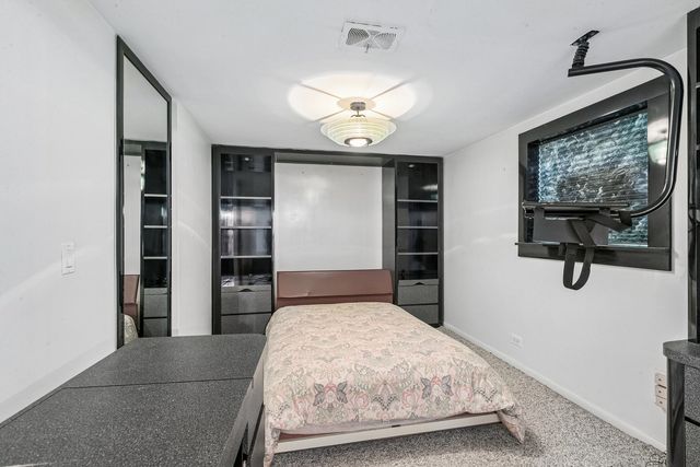 6936 N Kostner Avenue, Lincolnwood, IL 60712