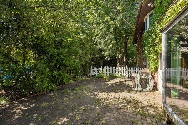 6936 N Kostner Avenue, Lincolnwood, IL 60712