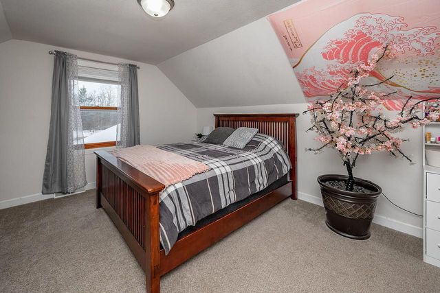 W229S8060 Big Bend DRIVE, Big Bend, WI 53103