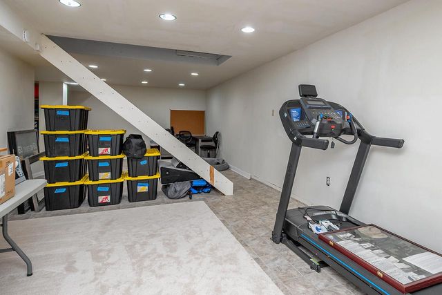 W229S8060 Big Bend DRIVE, Big Bend, WI 53103