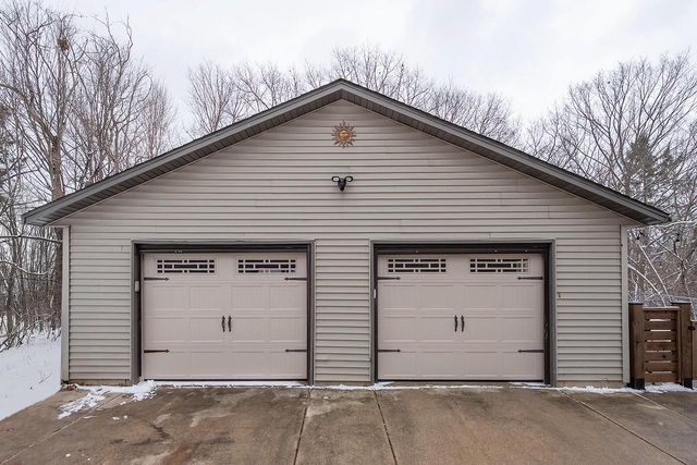 W229S8060 Big Bend DRIVE, Big Bend, WI 53103