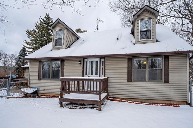 W229S8060 Big Bend DRIVE, Big Bend, WI 53103