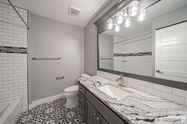 5319 Eaglewood Drive, Idaho Falls, ID 83401