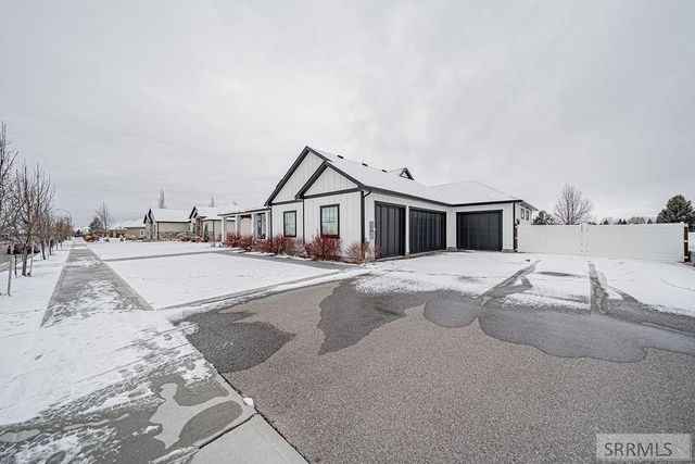 5319 Eaglewood Drive, Idaho Falls, ID 83401