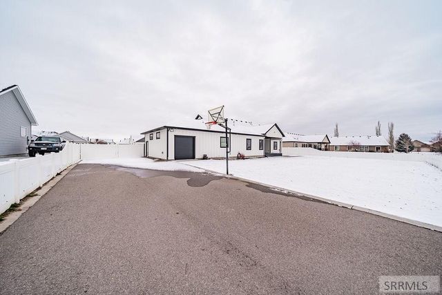 5319 Eaglewood Drive, Idaho Falls, ID 83401