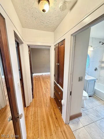2171 Lincoln Avenue, Lakewood, OH 44107
