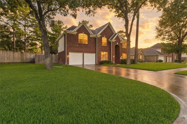 15819 Cutten Road, Houston, TX 77070