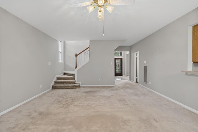 15819 Cutten Road, Houston, TX 77070