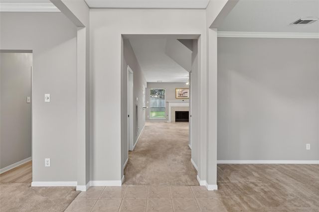 15819 Cutten Road, Houston, TX 77070