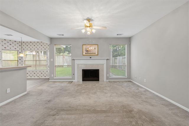 15819 Cutten Road, Houston, TX 77070