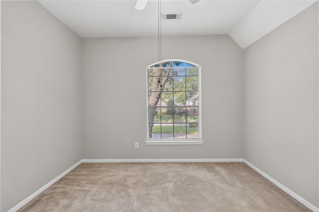 15819 Cutten Road, Houston, TX 77070