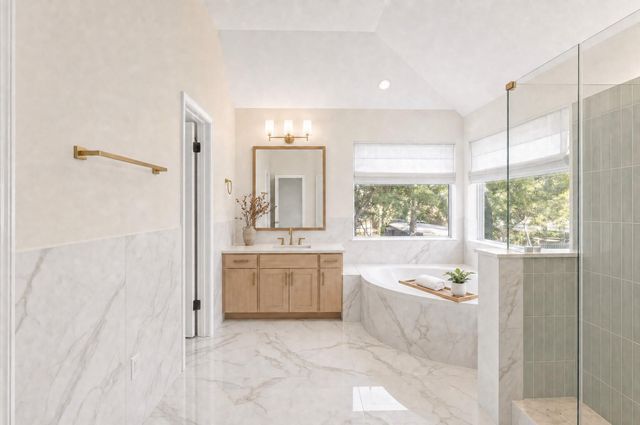 15819 Cutten Road, Houston, TX 77070