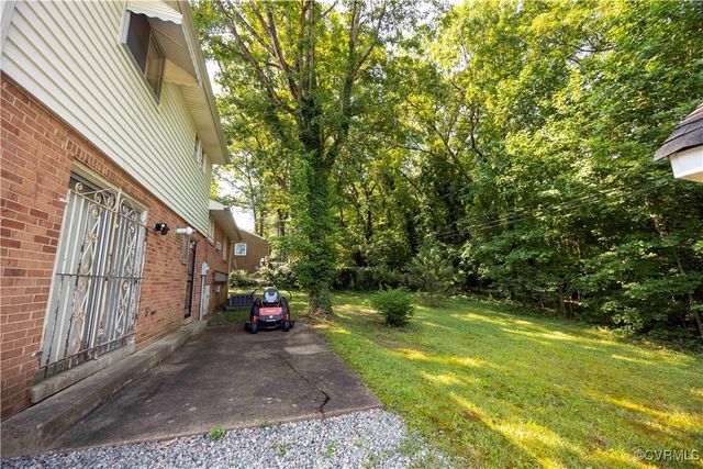 1656 Limerick Dr, Richmond, VA 23225