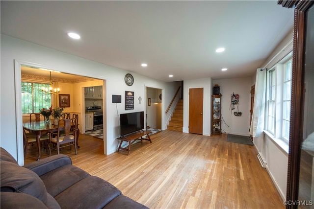1656 Limerick Dr, Richmond, VA 23225