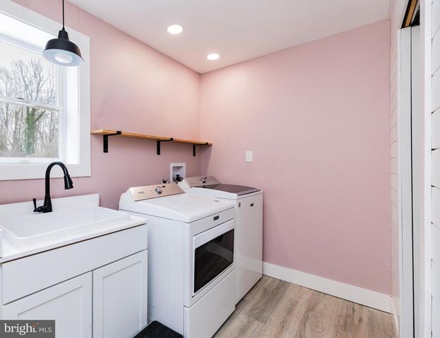 222 N STAR RD, Newark, DE 19711