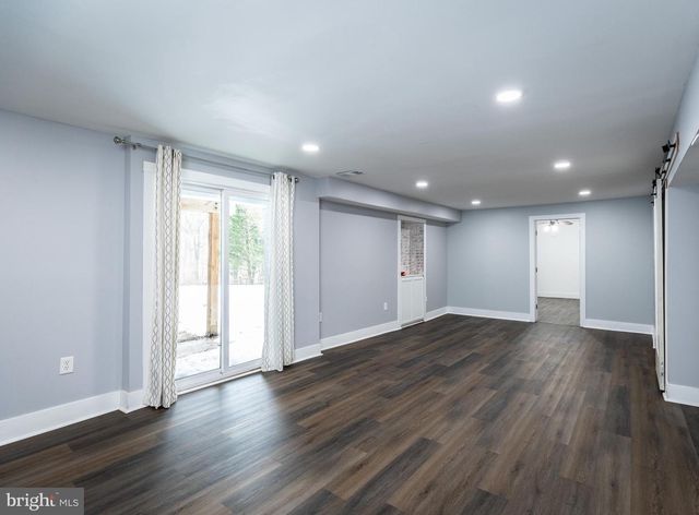 222 N STAR RD, Newark, DE 19711