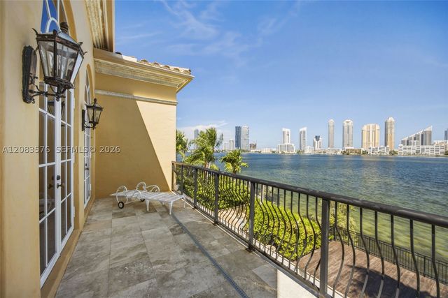 4034 Island Estates Dr, Aventura, FL 33160