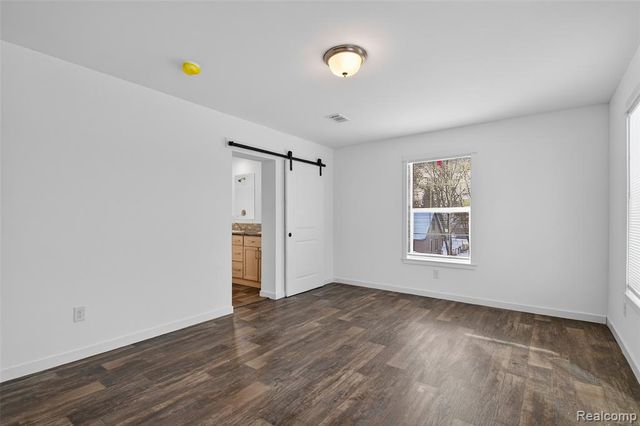 7511 Packard Avenue, Warren, MI 48091