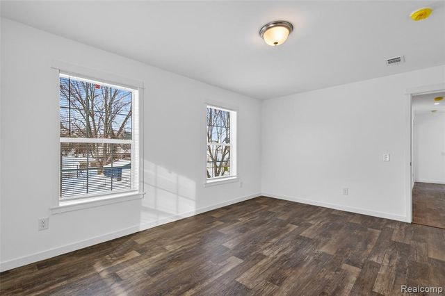 7511 Packard Avenue, Warren, MI 48091