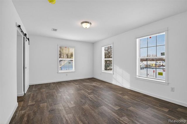 7511 Packard Avenue, Warren, MI 48091