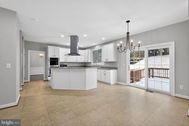 14019 WEEPING CHERRY DR, Rockville, MD 20850