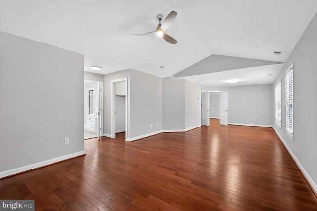 14019 WEEPING CHERRY DR, Rockville, MD 20850