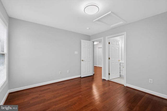 14019 WEEPING CHERRY DR, Rockville, MD 20850