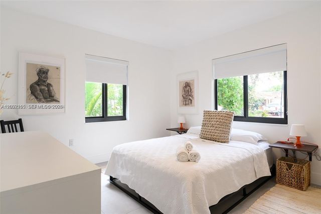 5981 SW 13th Ter, West Miami, FL 33144