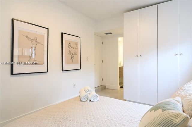 5981 SW 13th Ter, West Miami, FL 33144