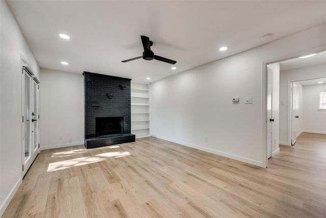 7530 Brentcove Circle, Dallas, TX 75214
