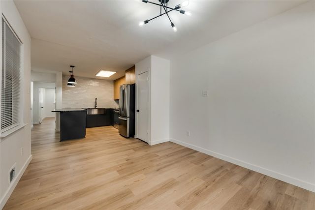 7530 Brentcove Circle, Dallas, TX 75214