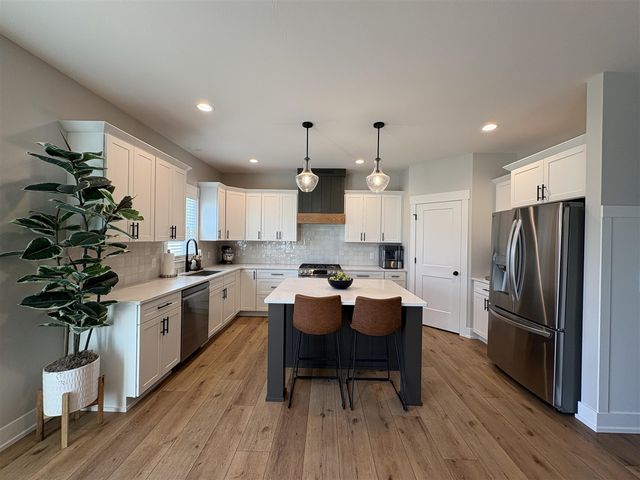 1858 Northfield Court, Byron Center, MI 49315