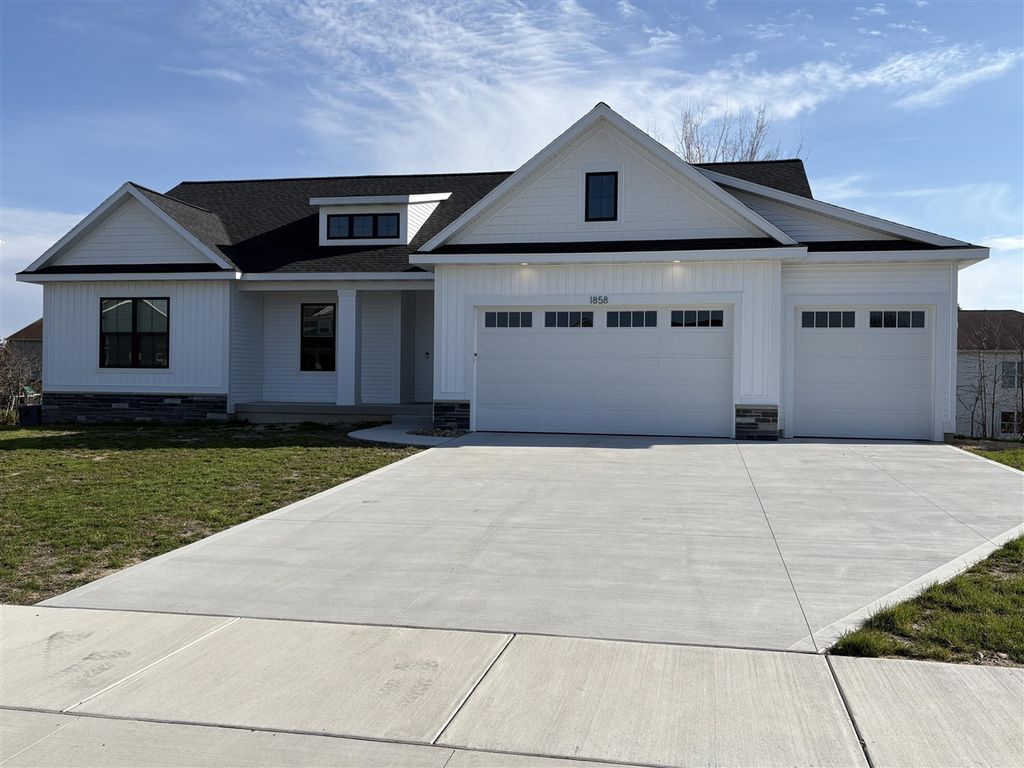 1858 Northfield Court, Byron Center, MI 49315