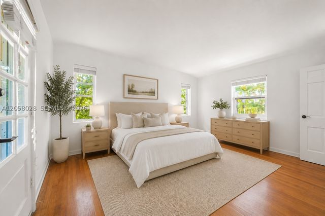 5842 Alton Rd, Miami Beach, FL 33140