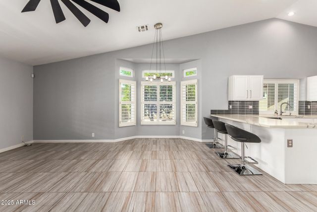 19720 N 83RD Drive, Peoria, AZ 85382