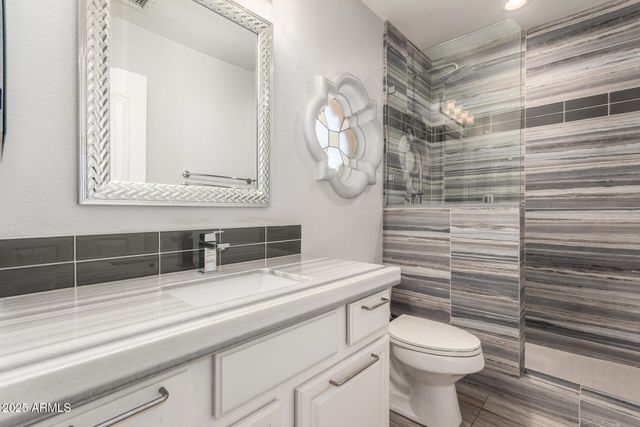 19720 N 83RD Drive, Peoria, AZ 85382