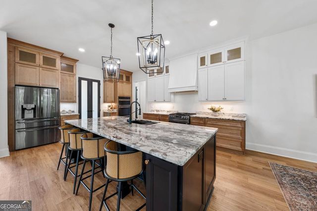 183 Lake Pointe Road, Hartwell, GA 30643