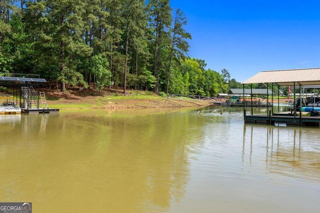 183 Lake Pointe Road, Hartwell, GA 30643