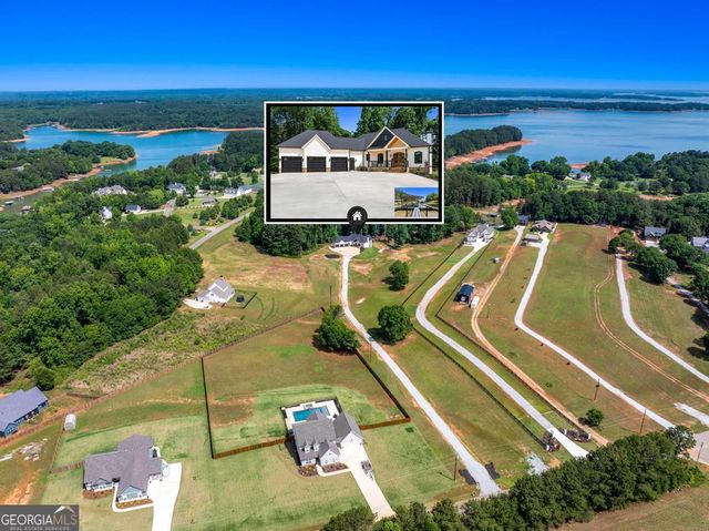 183 Lake Pointe Road, Hartwell, GA 30643