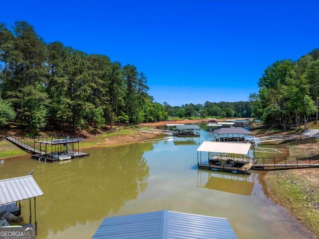 183 Lake Pointe Road, Hartwell, GA 30643