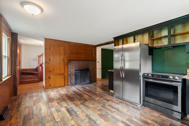 19 Frances Hill Rd, Westford, MA 01886