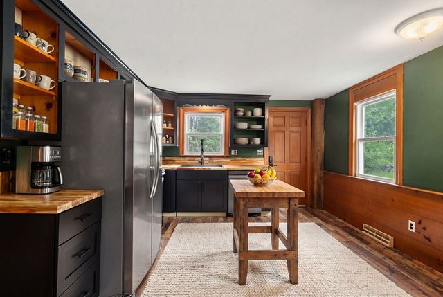 19 Frances Hill Rd, Westford, MA 01886