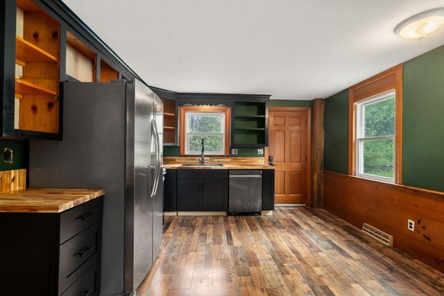 19 Frances Hill Rd, Westford, MA 01886