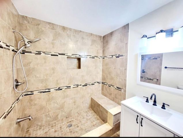 8605 MAY CIRCLE, Tampa, FL 33614