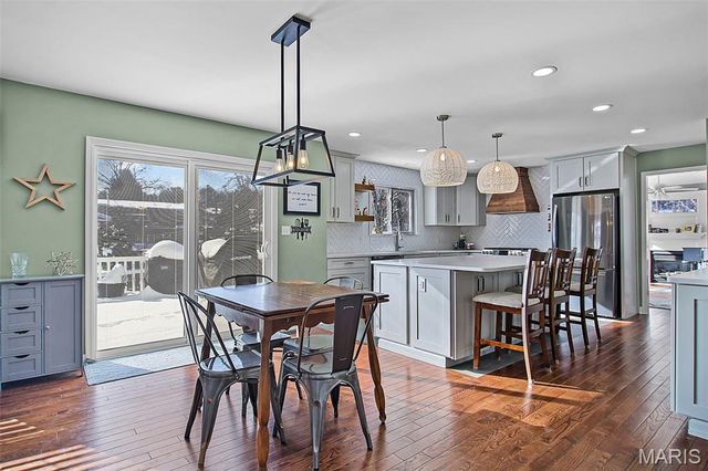 1016 Howard George Drive, Manchester, MO 63021