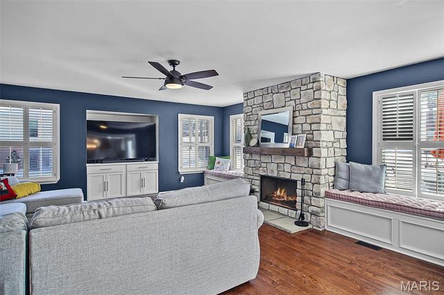 1016 Howard George Drive, Manchester, MO 63021