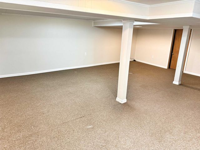 28859 Floral Street, Roseville, MI 48066