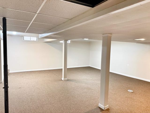 28859 Floral Street, Roseville, MI 48066