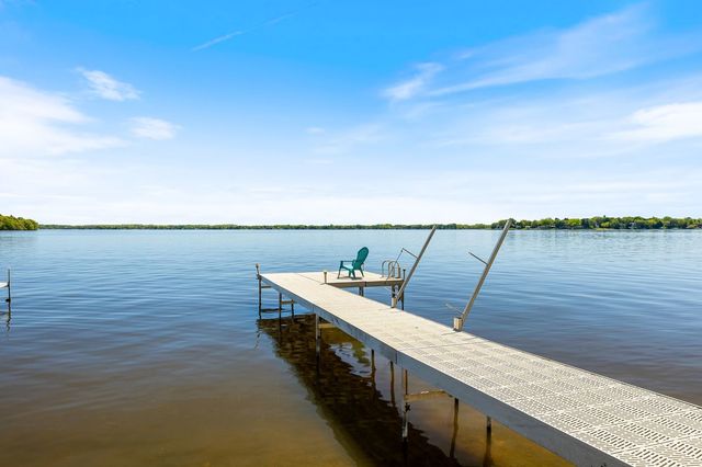 107 Hillside Court, Fox Lake, IL 60020