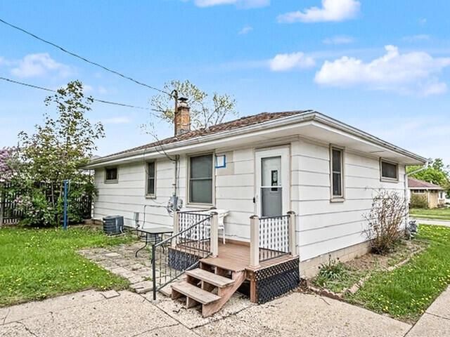 6301 N Joyce AVENUE, Milwaukee, WI 53225